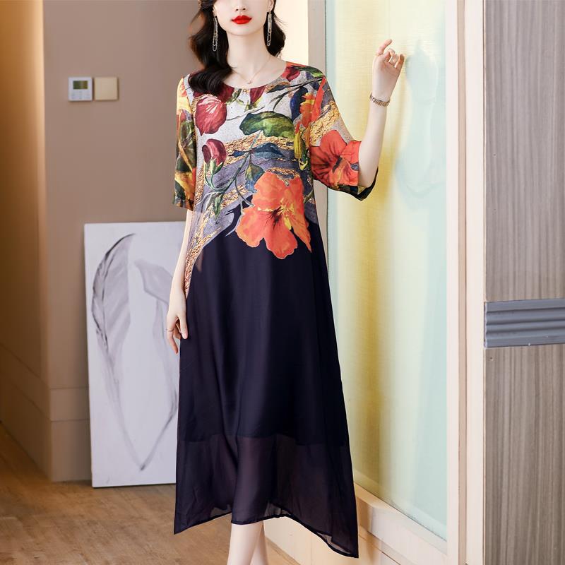 Large size elegant printed noble lady dress for women 2023 summer new fashionable tender style long skirt
