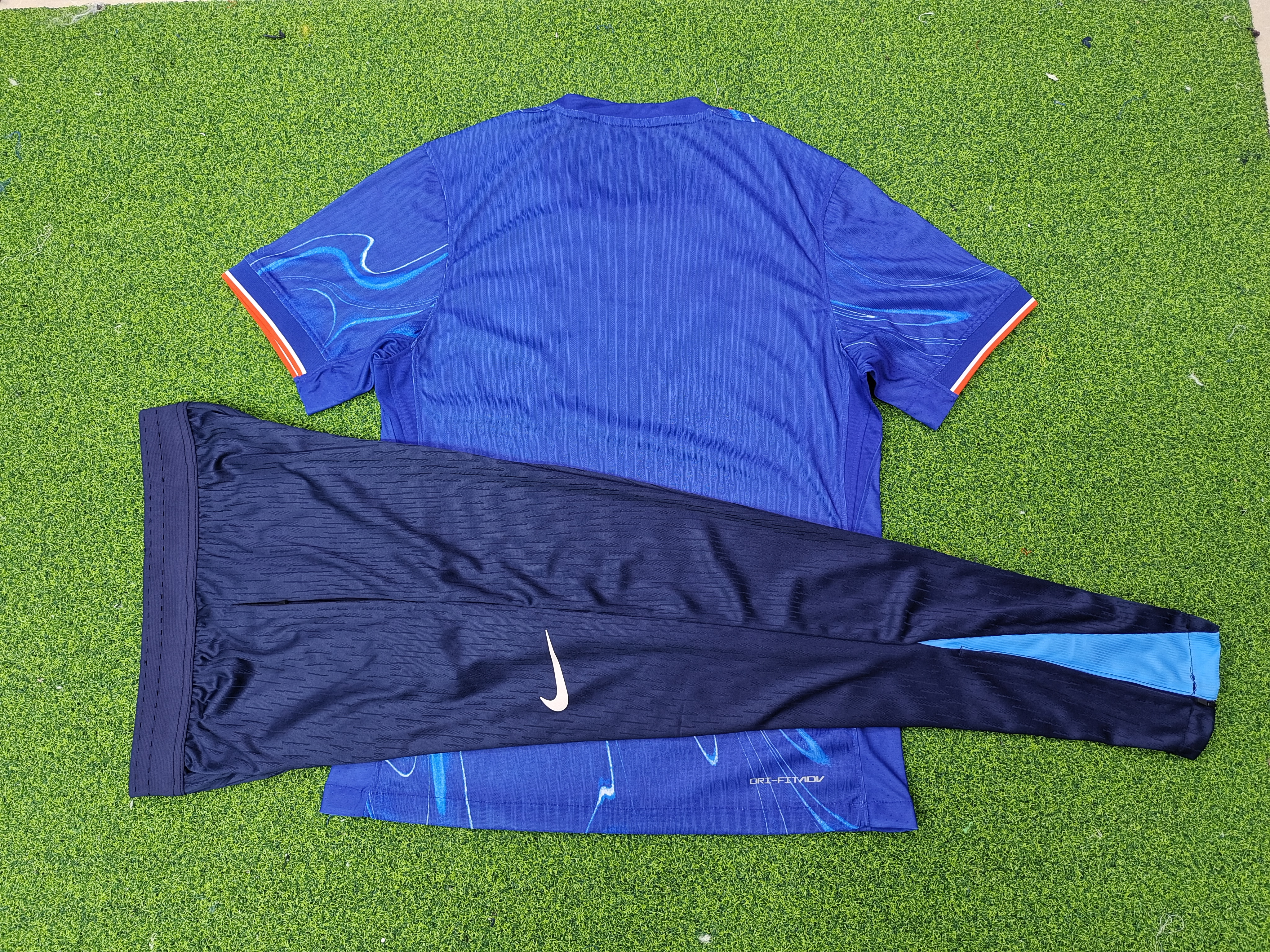 Adult Set 2024-2025 Chelsea Home Player Version Tracksuit 1:1 Thai Quality Set