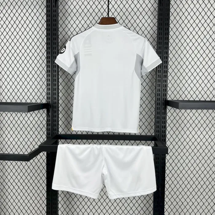 Kids Real Madrid 25/26 Home Football Jersey