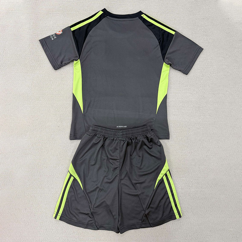 Kids Aston Villa 25/26 GK  Football Jersey