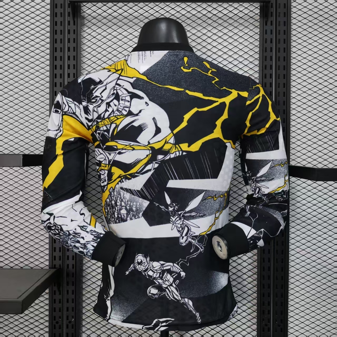 Player Edition - Real Madrid 25/26 Marvel Pre-Match Long Sleeves Jersey