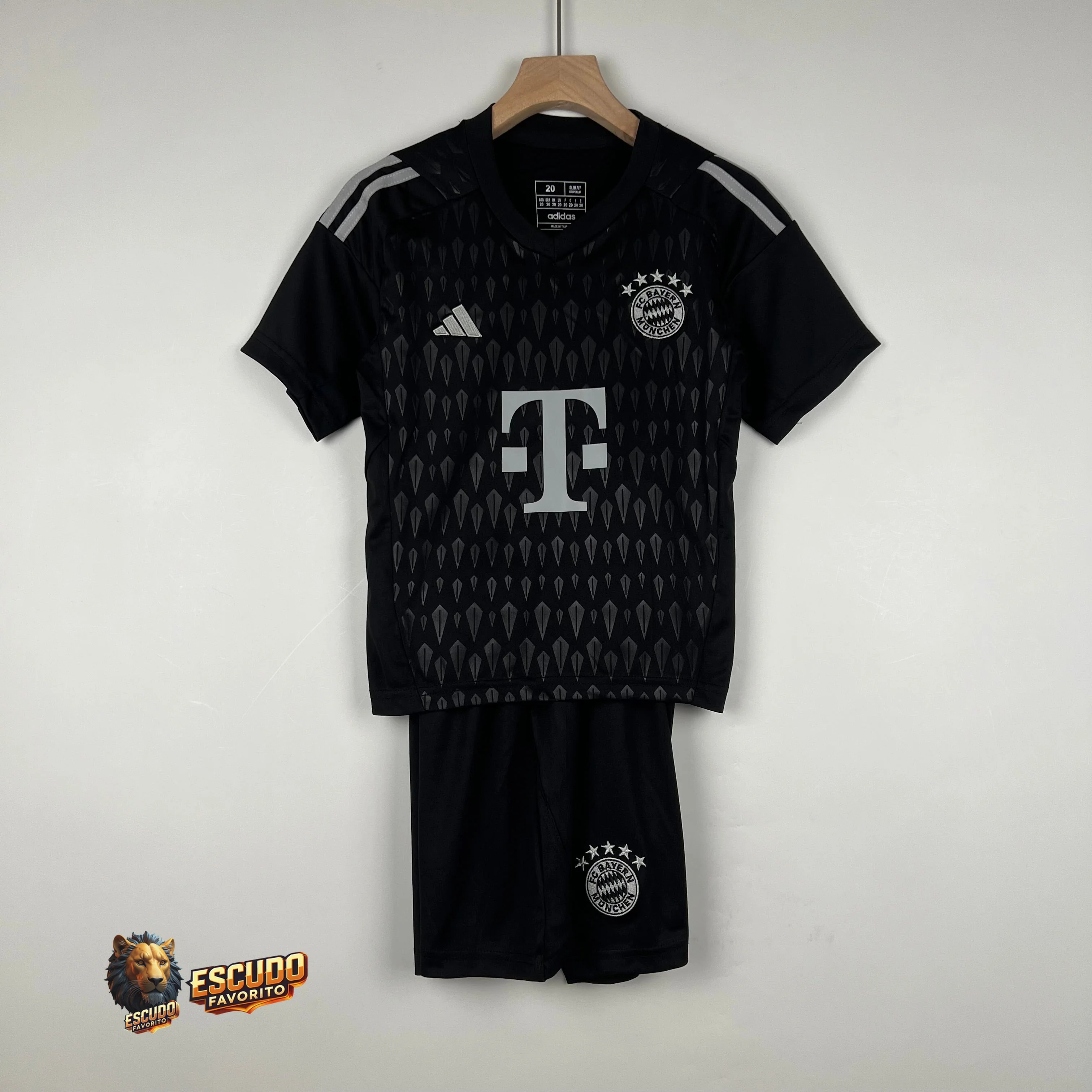 BAYERN MUNICH II 23/24 EQUIPACIÓN PARA NIÑOS