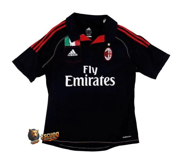 MILAN III 12/13 HOMBRE (RETRO)