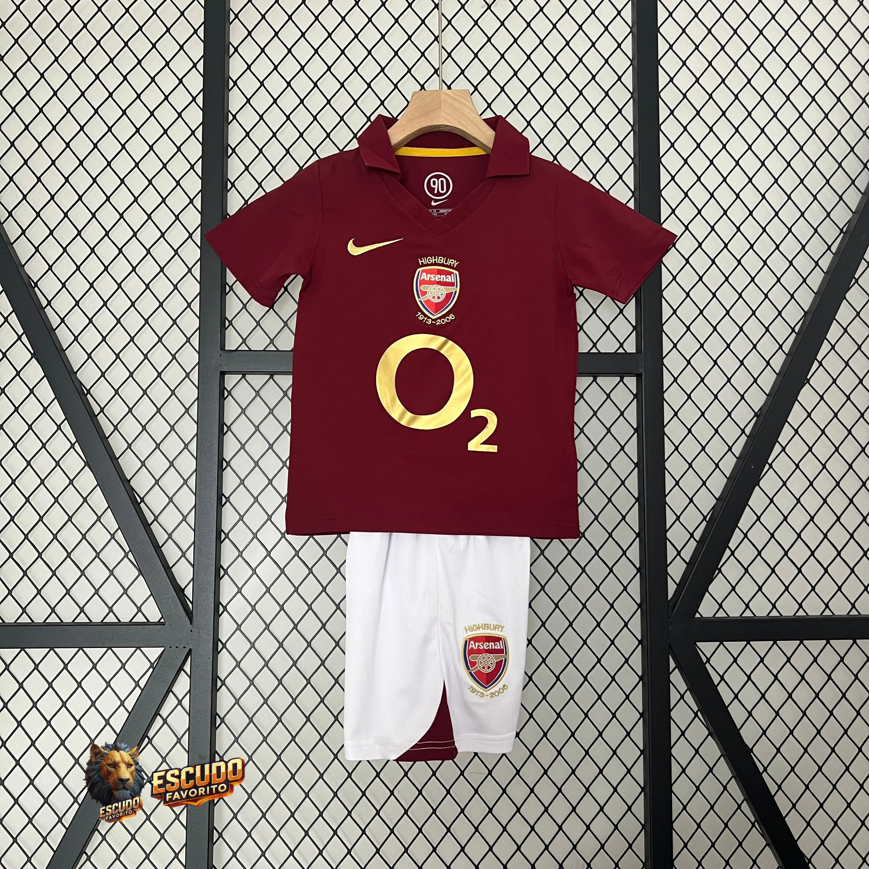 CAMISETA ARSENAL I 05/06 EQUIPACIÓN PARA NIÑOS (RETRO)