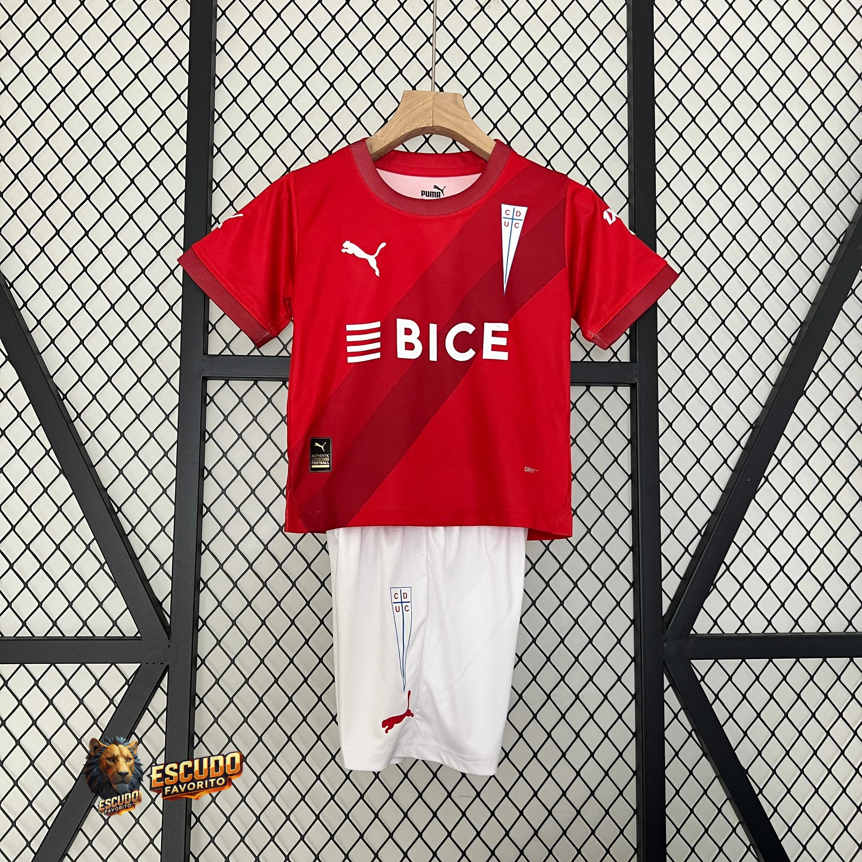 CAMISETA UNIVERSIDAD CATÓLICA II 24/25 EQUIPACIÓN PARA NIÑOS