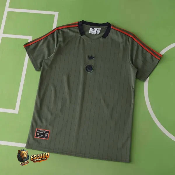 BAYERN MUNICH RETRO PACK 25/26 HOMBRE