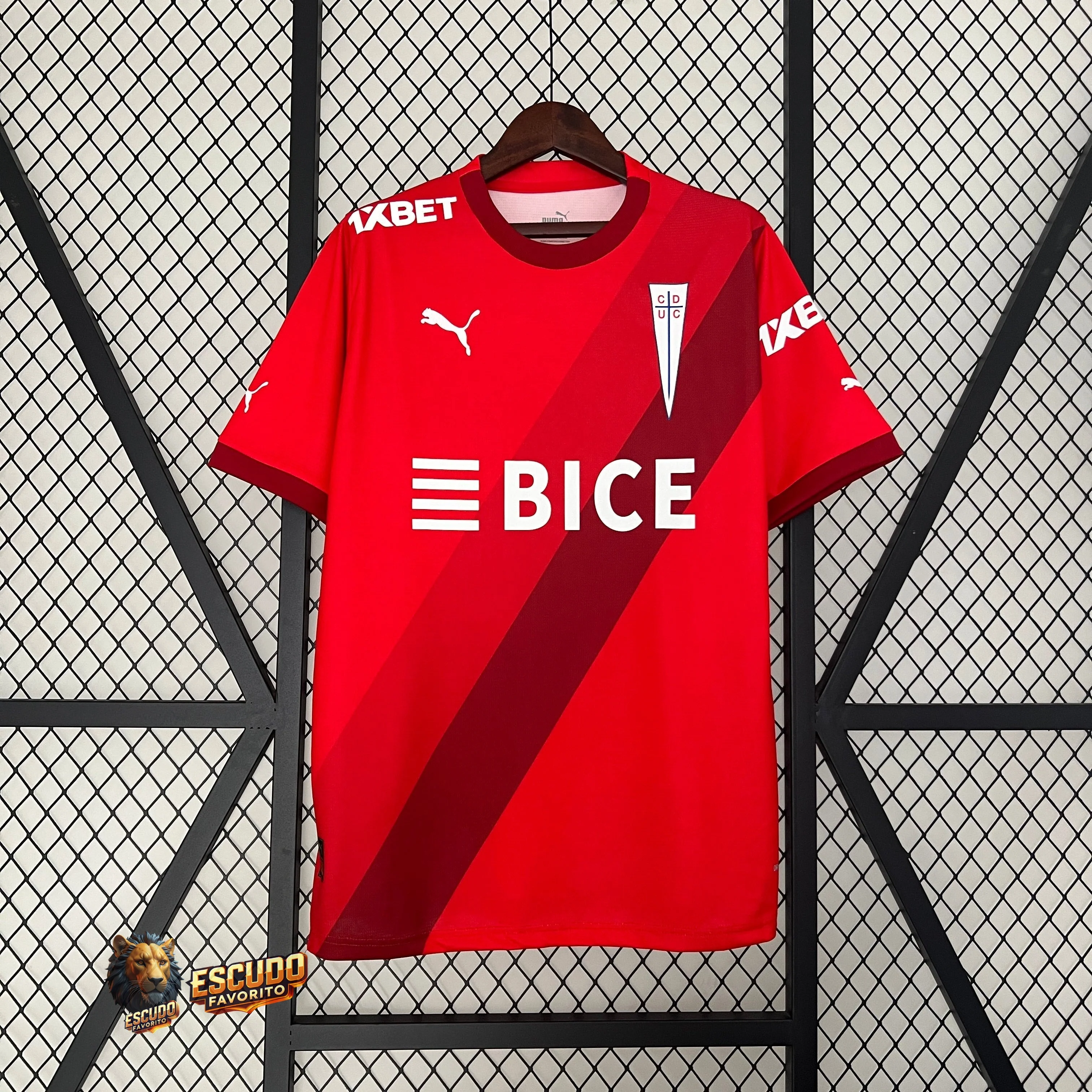 CAMISETA UNIVERSIDAD CATÓLICA II 24/25 HOMBRE