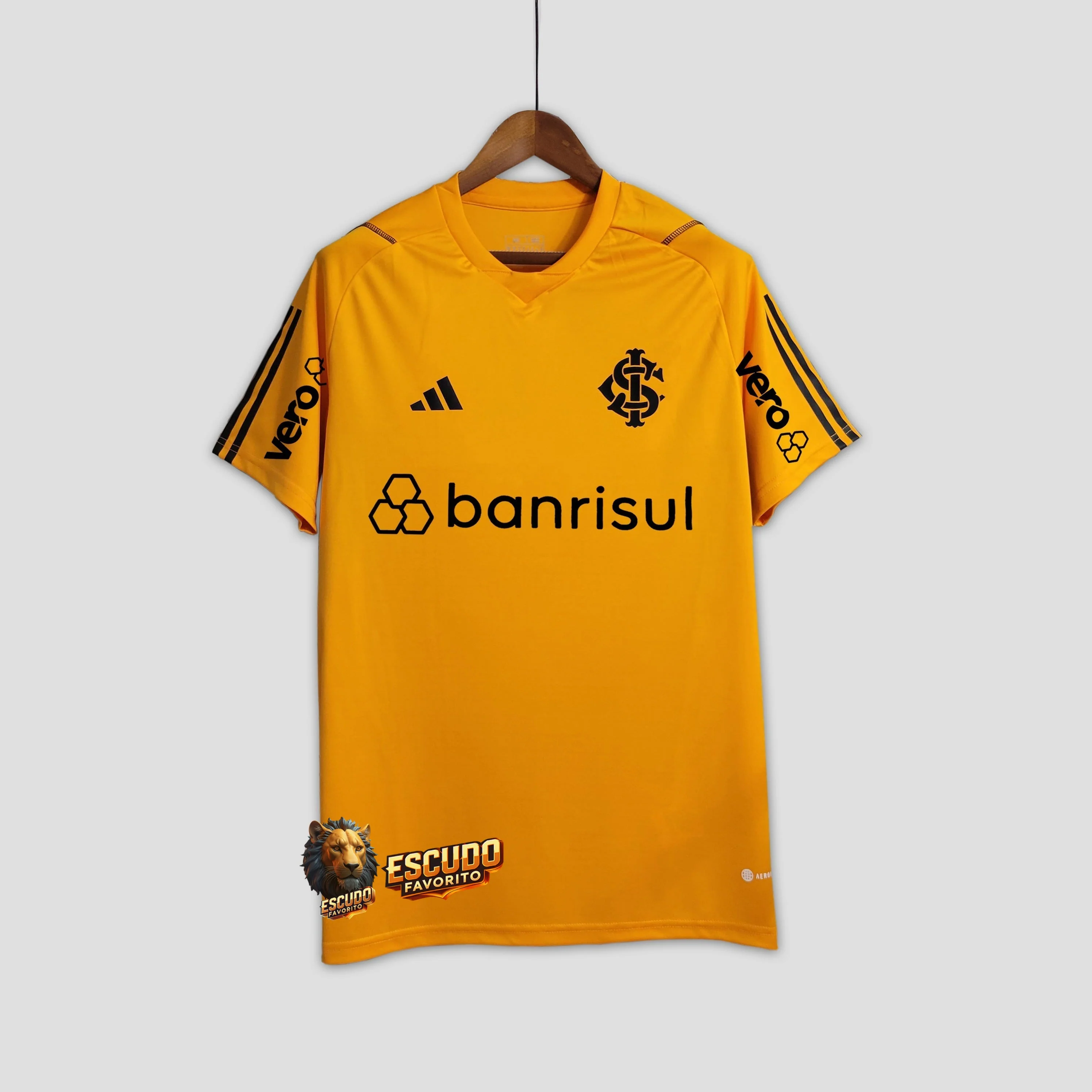 INTERNACIONAL ENTRENAMIENTO I 23/24 HOMBRE